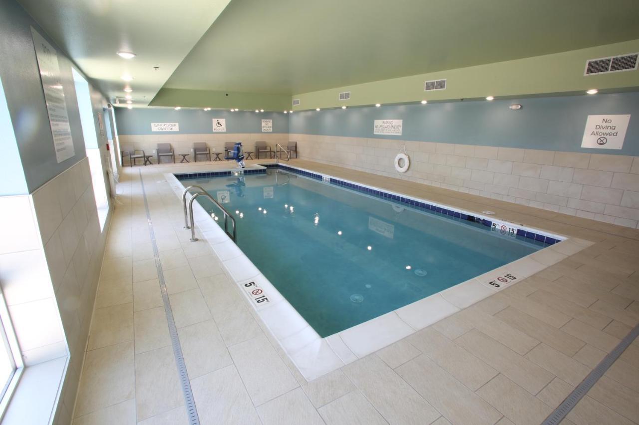 Holiday Inn Express - Mccook By Ihg Bagian luar foto