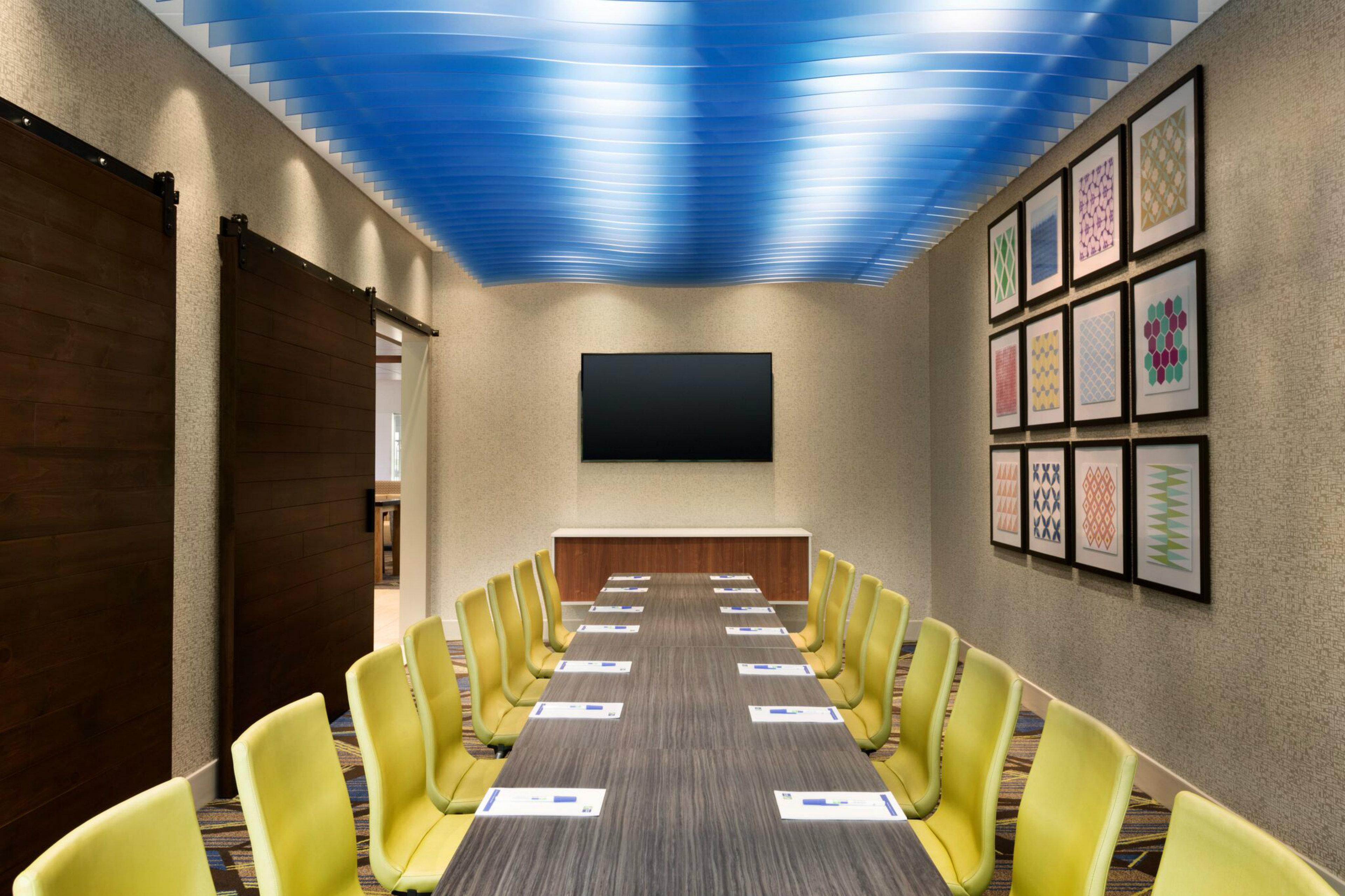 Holiday Inn Express - Mccook By Ihg Bagian luar foto