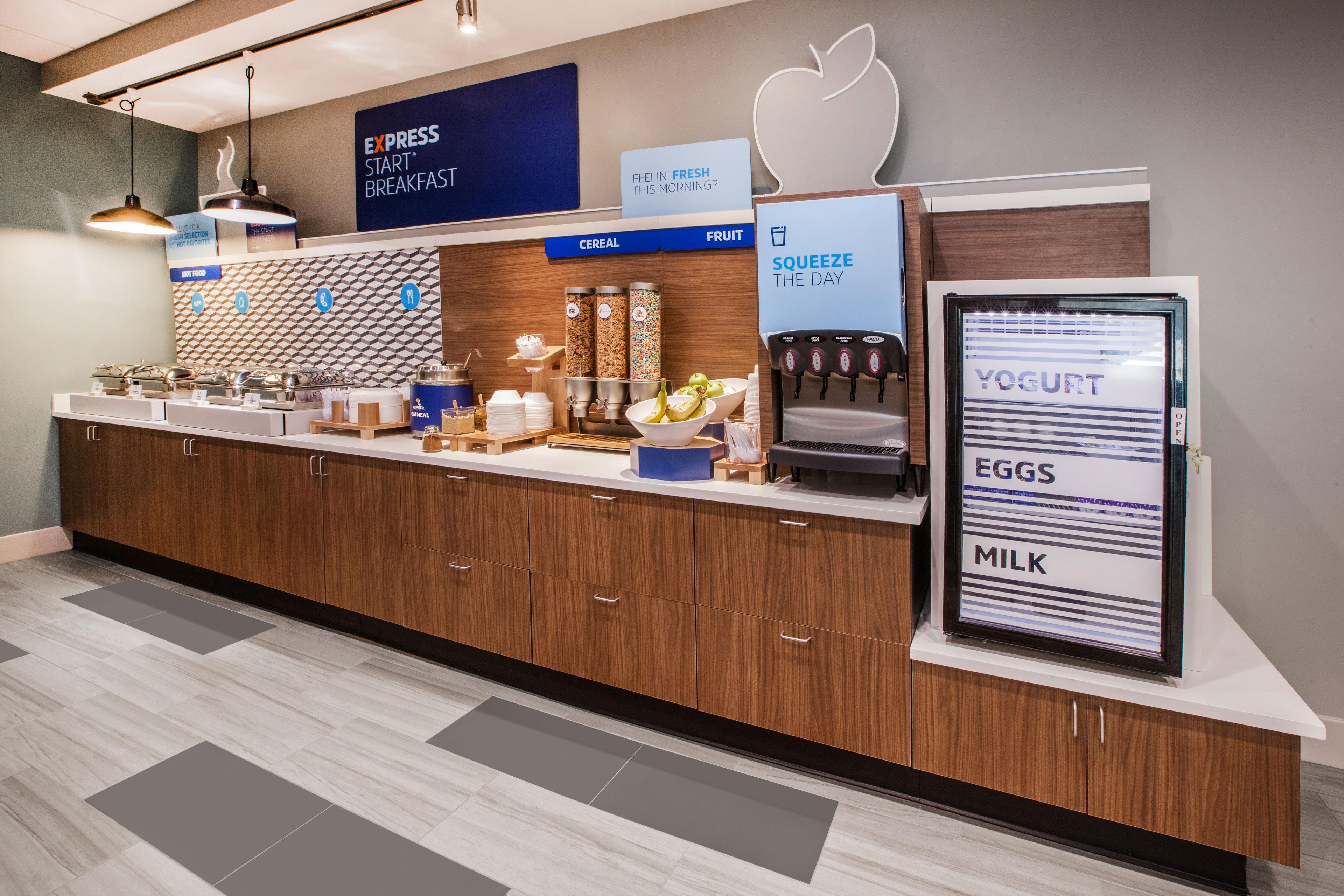 Holiday Inn Express - Mccook By Ihg Bagian luar foto
